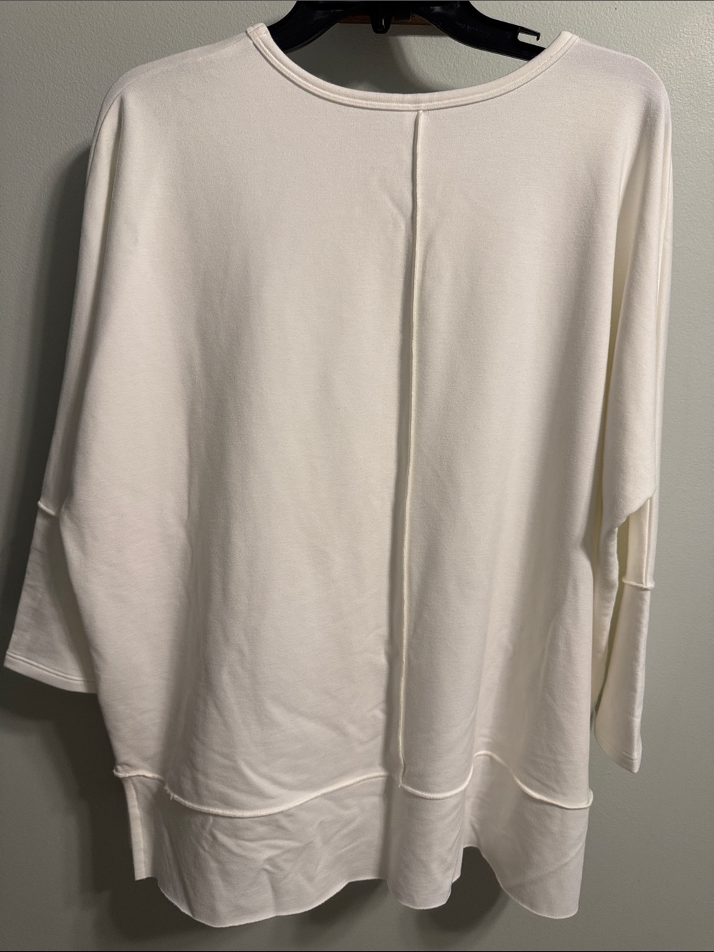 Spanx Lightweight Long Sleeve Pullover L - NWT - Picture 6 of 6